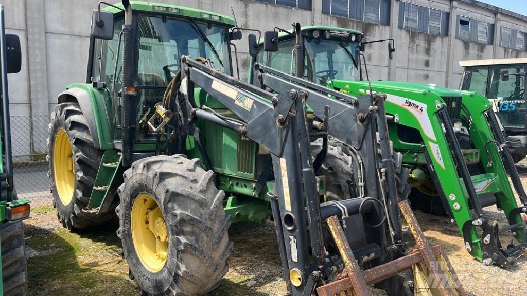 John Deere 6600 Tractoare
