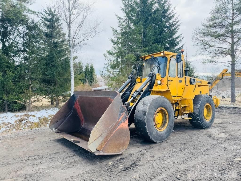 Volvo L 90 Incarcator pe pneuri
