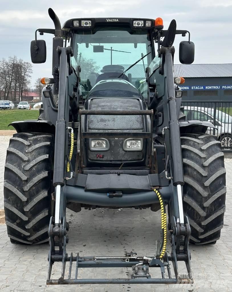 Valtra T 190 Tractoare