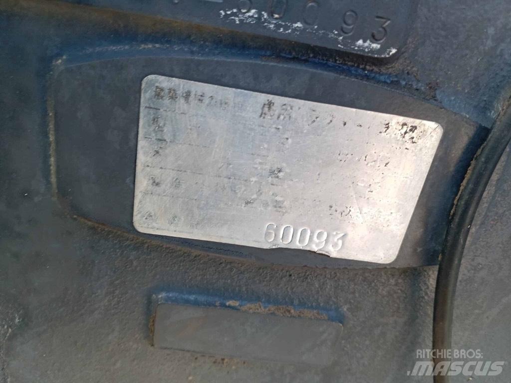Mitsubishi D 3850FD Tractoare