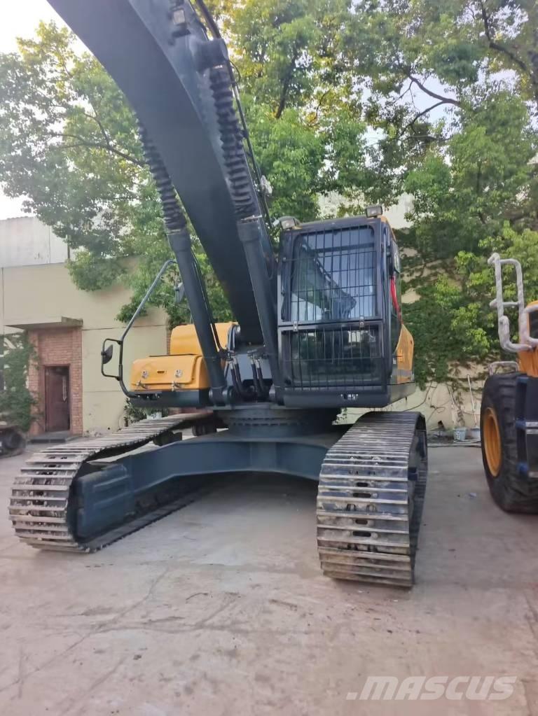 Hyundai R 305 LC-9T Excavatoare pe șenile
