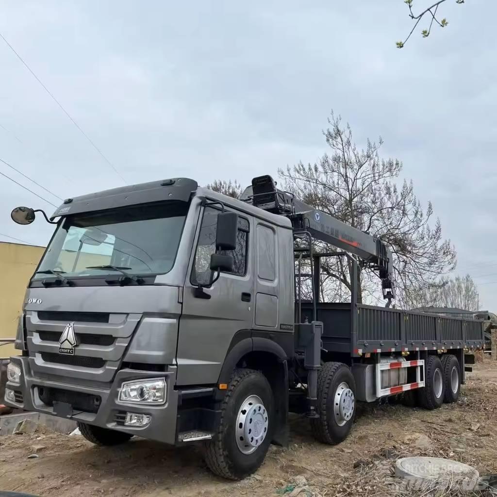 Howo 371 8x4 Camioane cu macara
