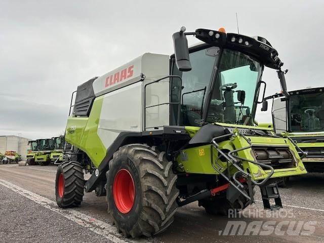 CLAAS TRION 750 Combine de secerat
