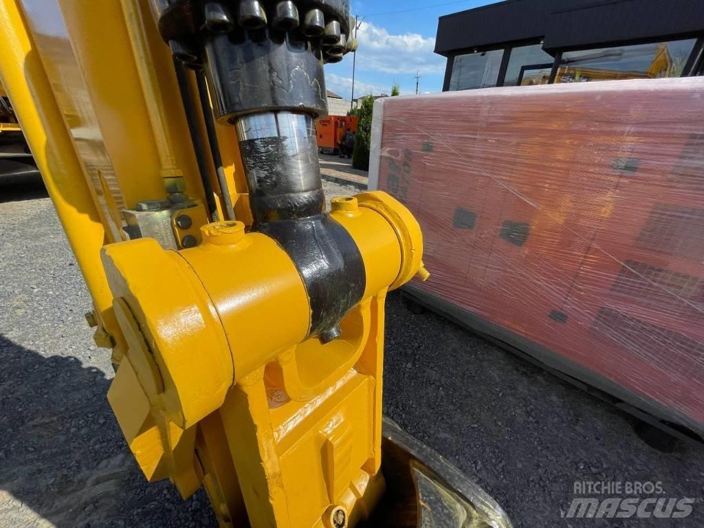 JCB JS 220 XD Excavatoare pe șenile
