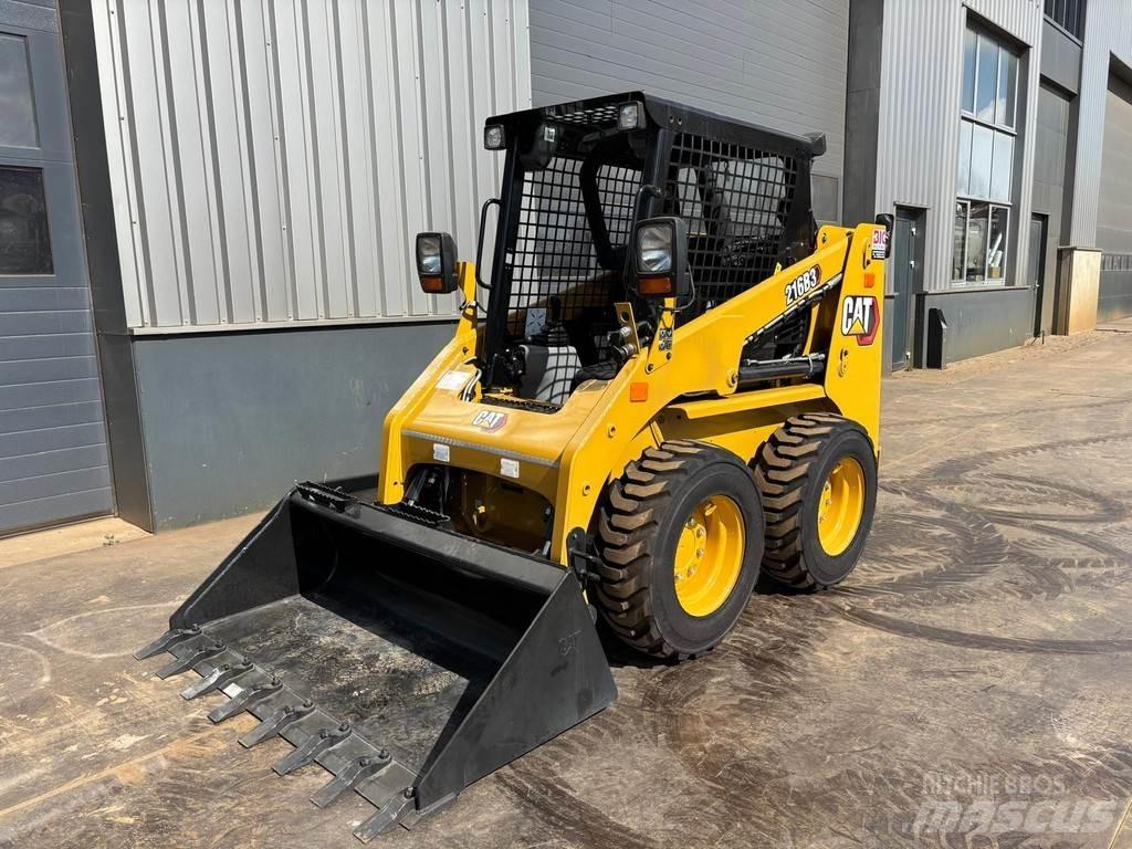 CAT 216B3 Incarcator pe pneuri