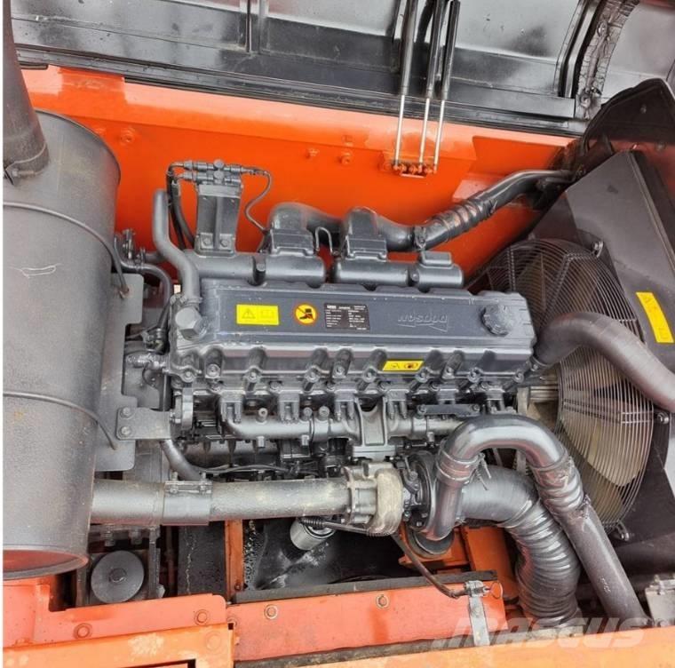 Doosan DX 340 LC Excavatoare pe șenile
