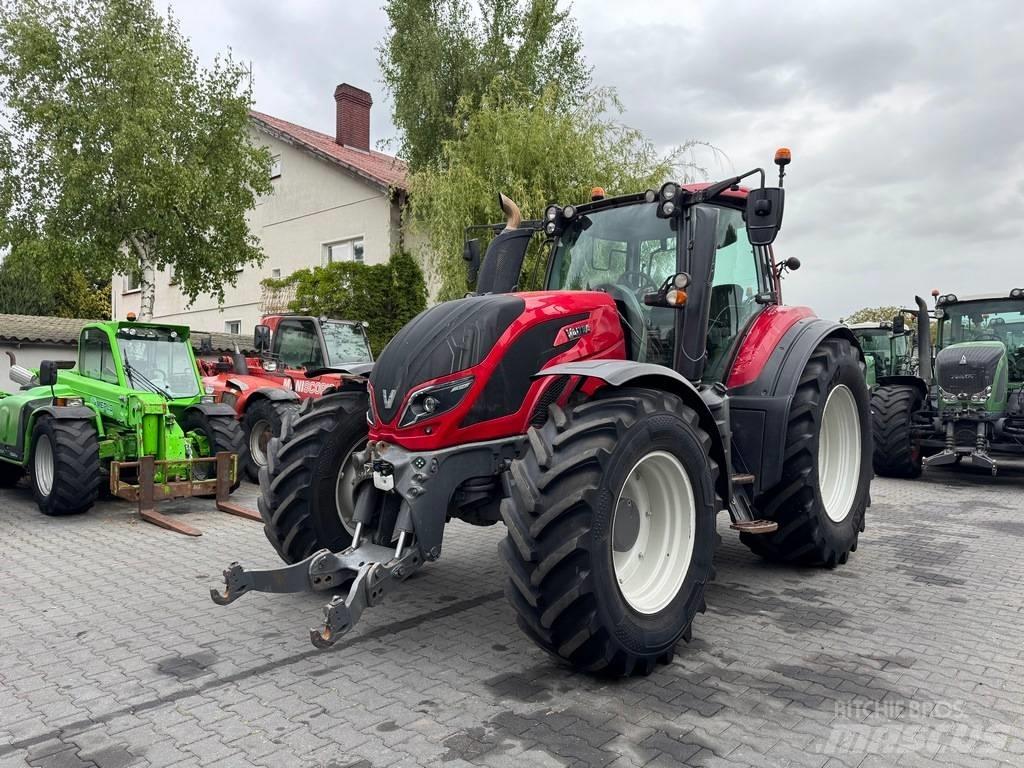 Valtra T234 VERSU Tractoare