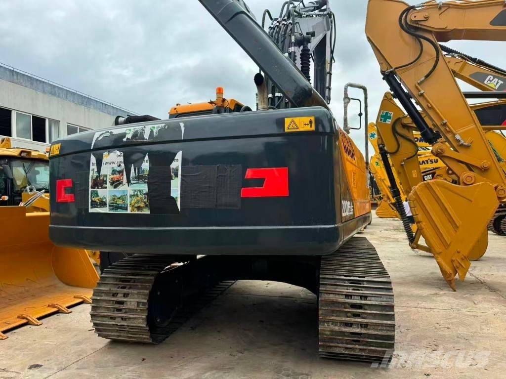 Hyundai R220LC-9S Excavatoare 7t - 12t