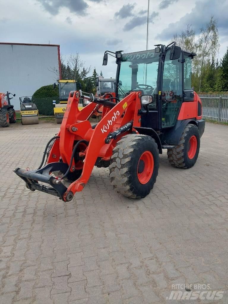 Kubota R 070 Incarcator pe pneuri