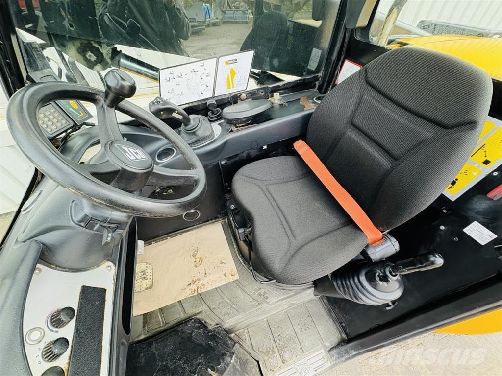 JCB 520-40 Stivuitoare telescopice