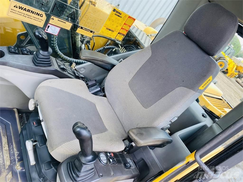 Volvo EC140CL Excavatoare pe șenile
