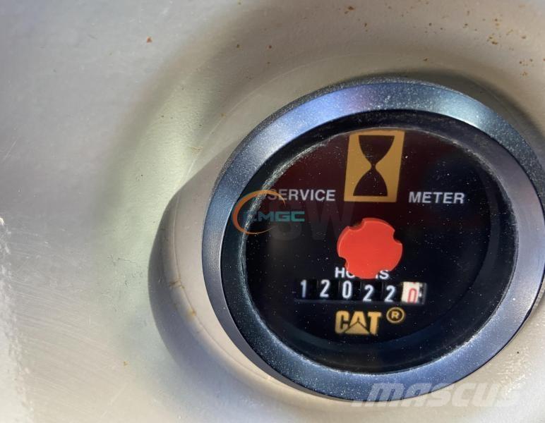 CAT 321C LCR Excavatoare cu roti