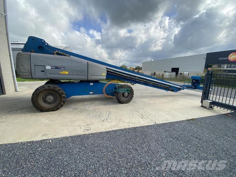 Genie S-125 Nacele cu brat articulat