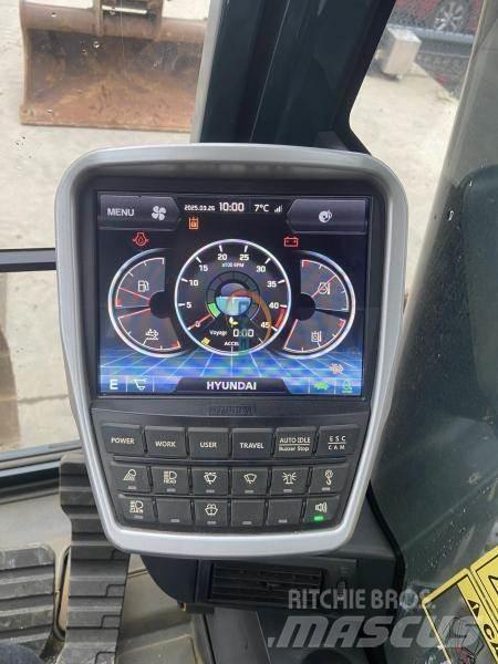 Hyundai HX220 L Excavatoare cu roti