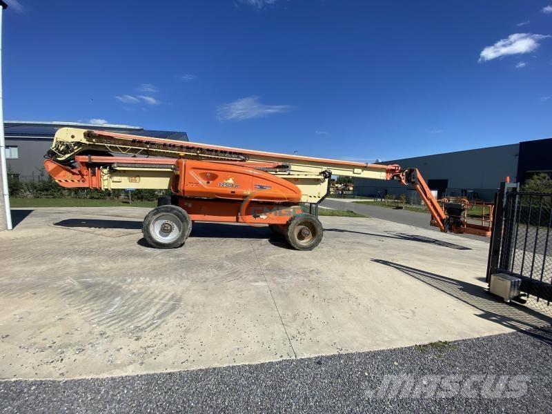 JLG 1250AJP Nacele cu brat articulat
