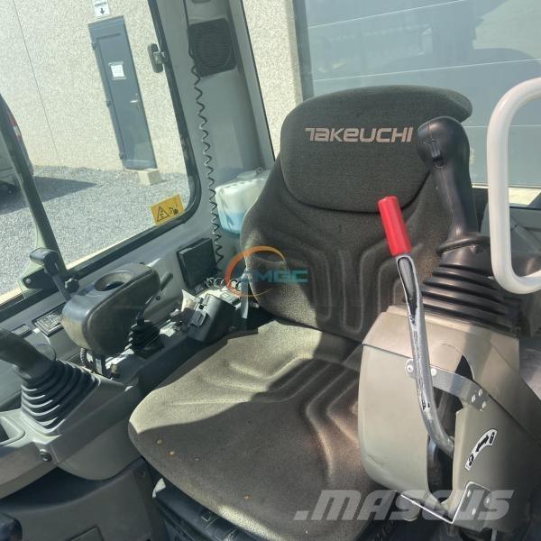 Takeuchi TB225 Excavatoare cu roti