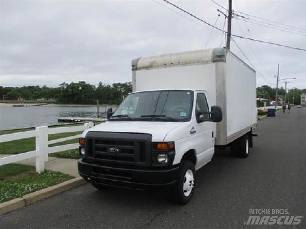 Ford E350 Autocamioane