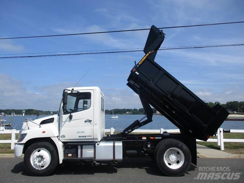 Hino 338 Autobasculanta