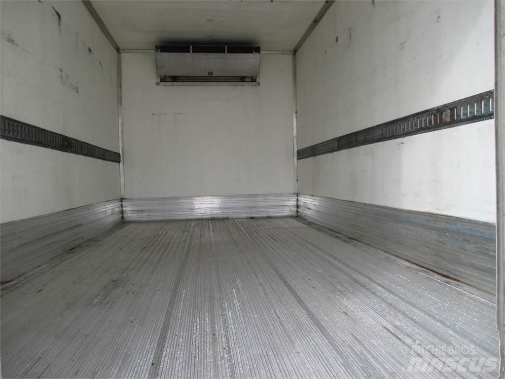 Isuzu NQR Camion cu control de temperatura