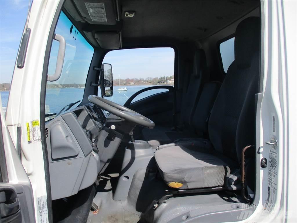 Isuzu NRR Municipal/vehicul cu uz general