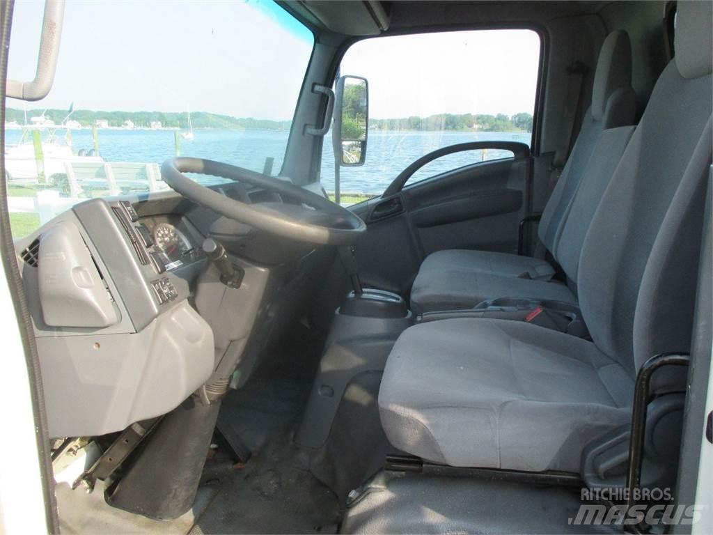 Isuzu NRR Camion cu control de temperatura