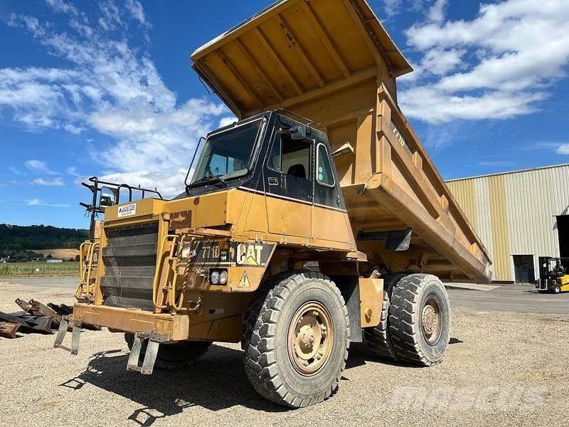CAT 771D Camioane cu basculante rigide