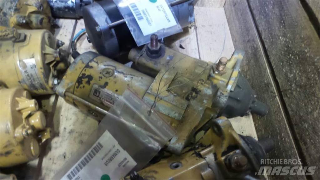 CAT 212B Motoare