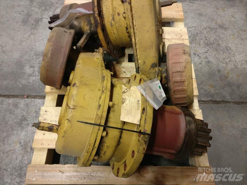 CAT 213 Transmisie