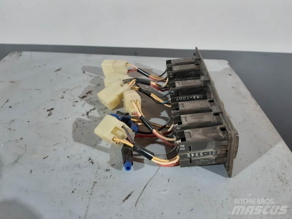 CAT 312CL Cabine si interior