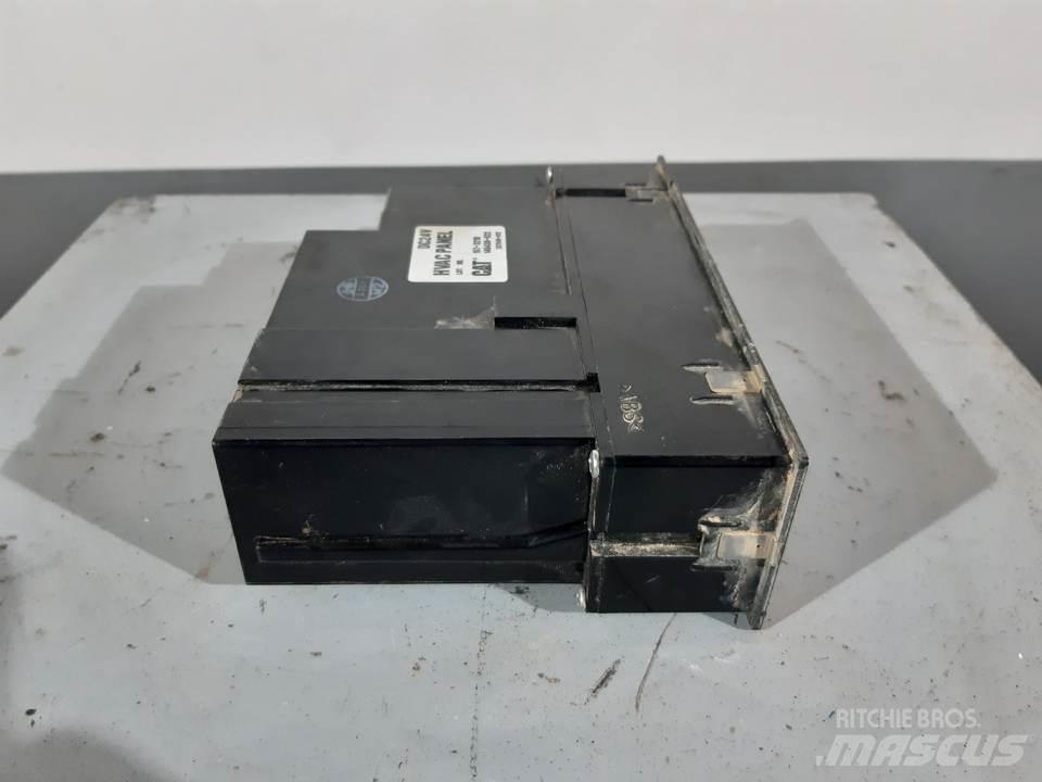 CAT 322 Cabine si interior