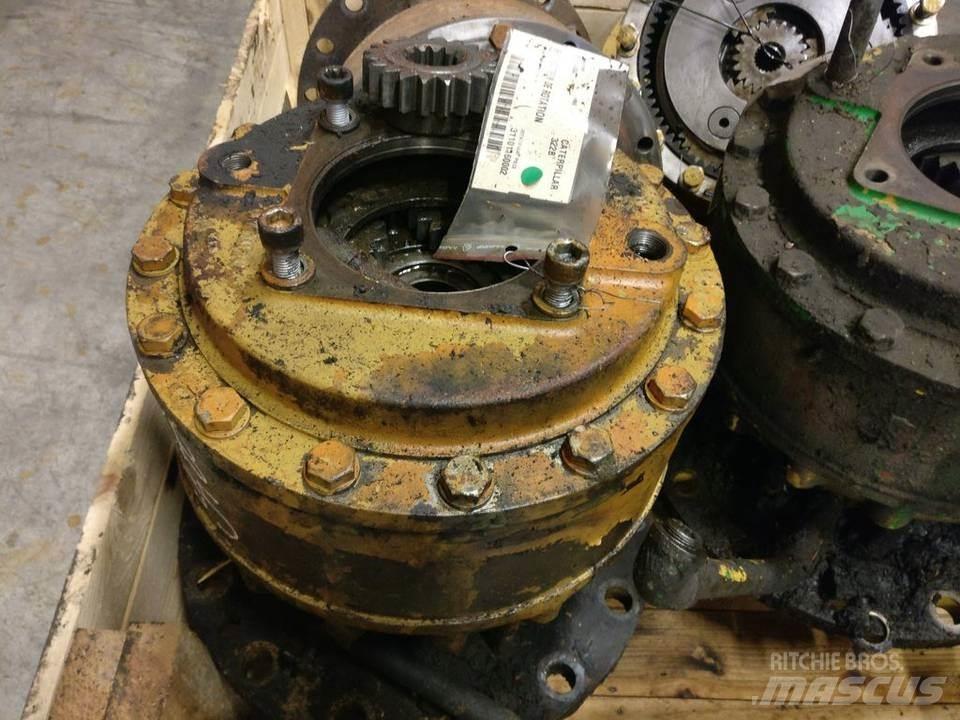 CAT 322B Transmisie