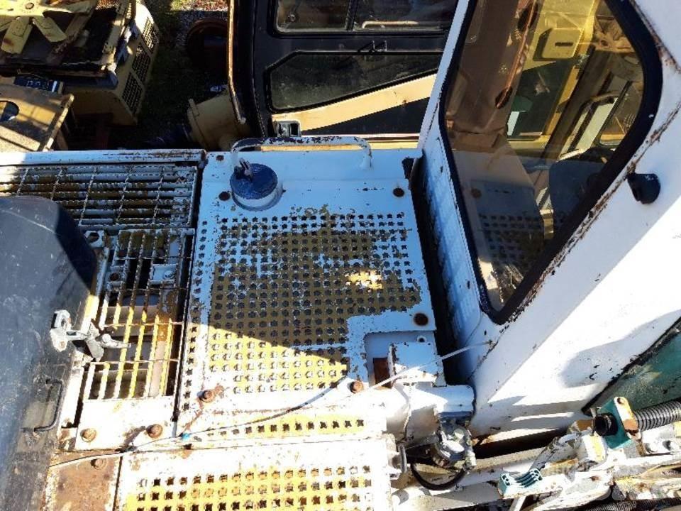 CAT 325LN Cabine si interior