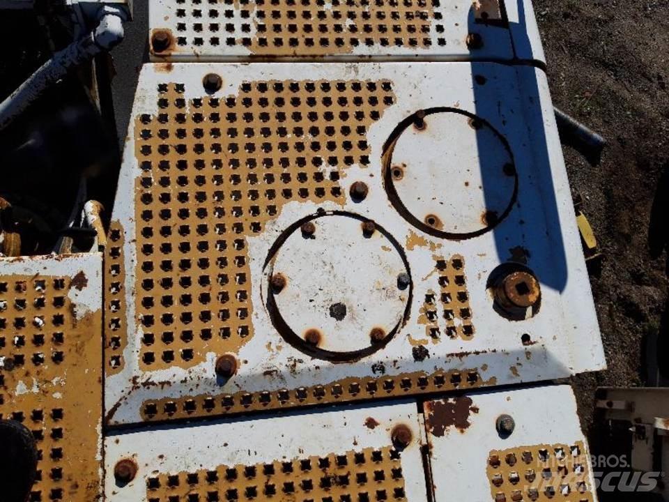 CAT 325LN Cabine si interior