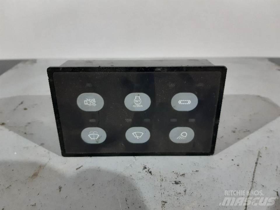 CAT 330C Cabine si interior