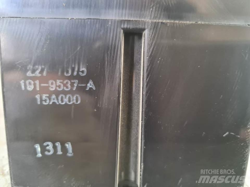 CAT 336DL Cabine si interior