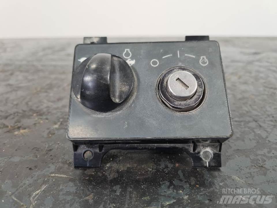 CAT 336DL Cabine si interior