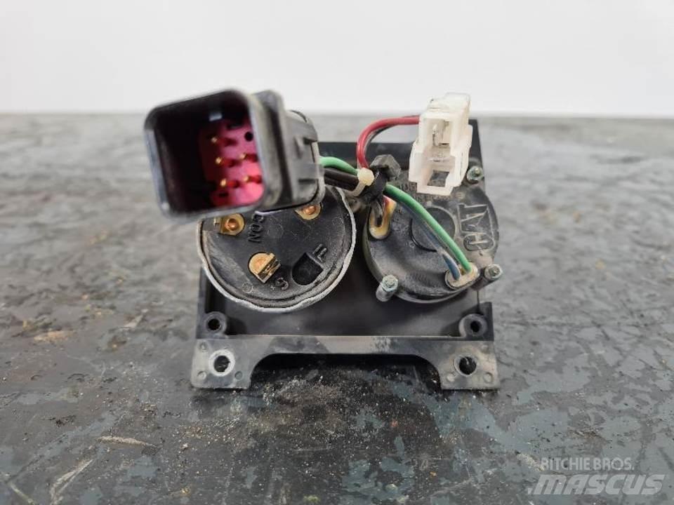 CAT 336DL Cabine si interior