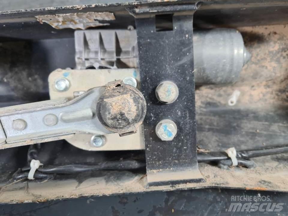 CAT 336DL Cabine si interior