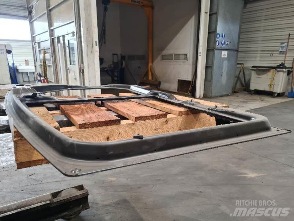 CAT 345D Cabine si interior