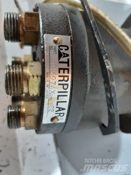 CAT 350 Cabine si interior