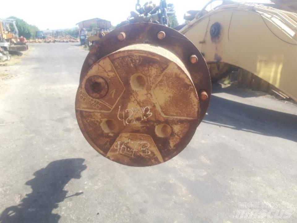 CAT 438B Transmisie