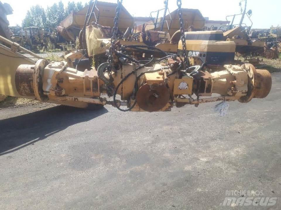 CAT 438B Transmisie