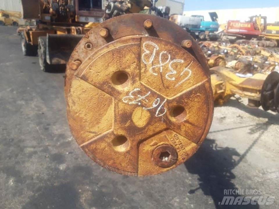 CAT 438B Transmisie
