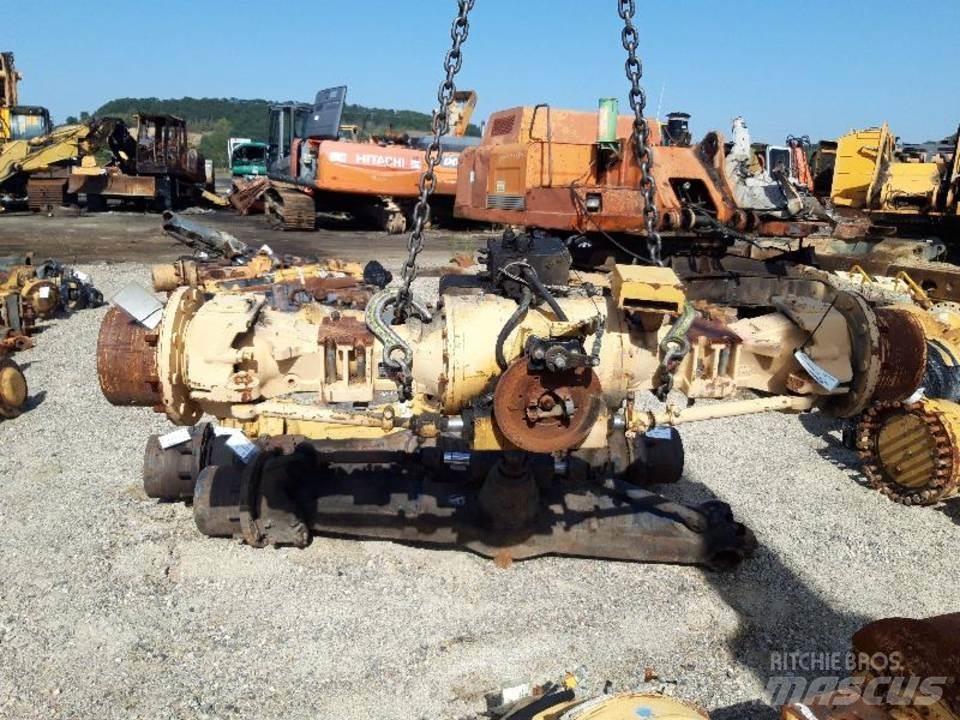 CAT 438B Transmisie