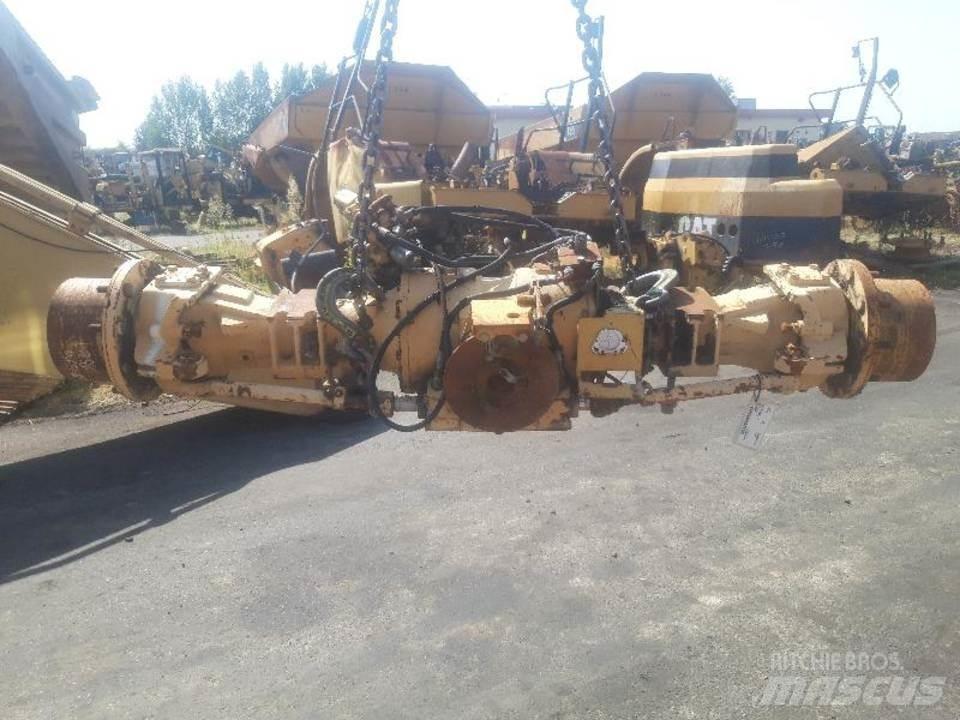 CAT 438B Transmisie