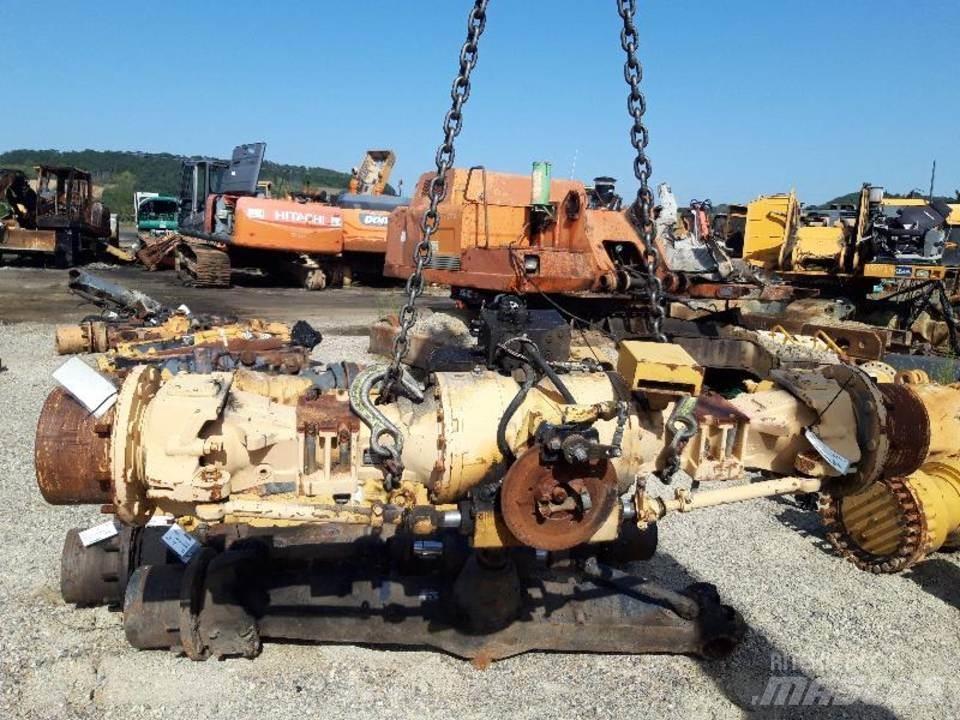 CAT 438B Transmisie