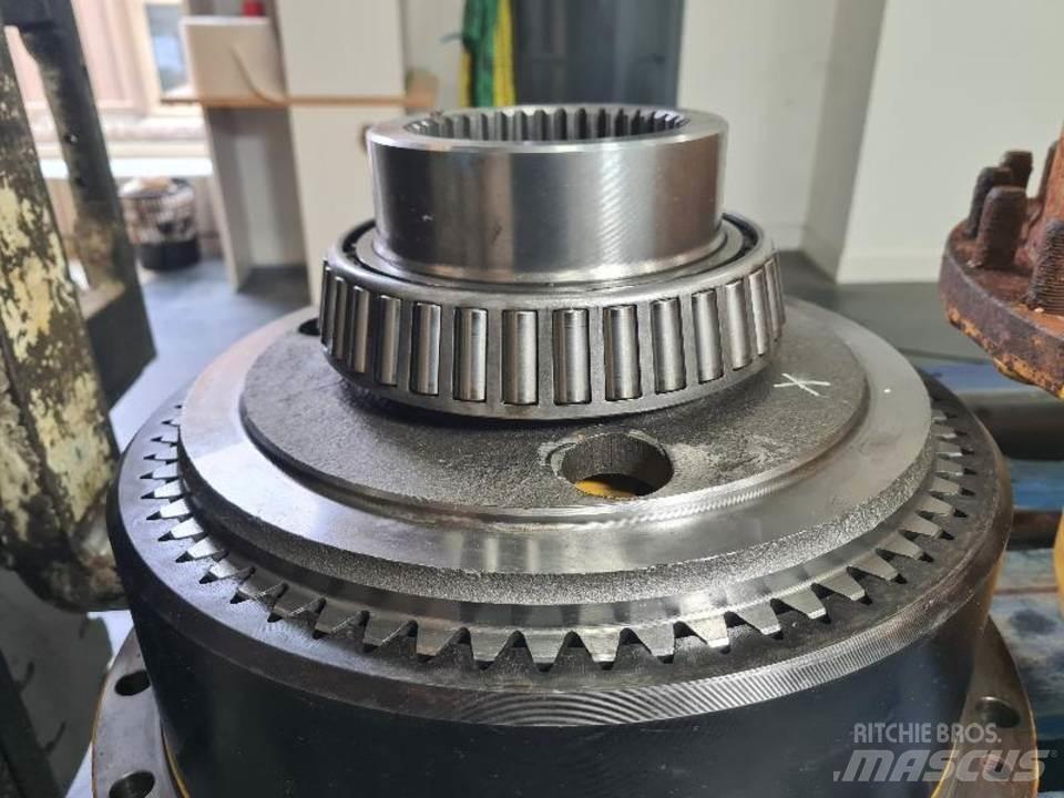 CAT 735 Transmisie