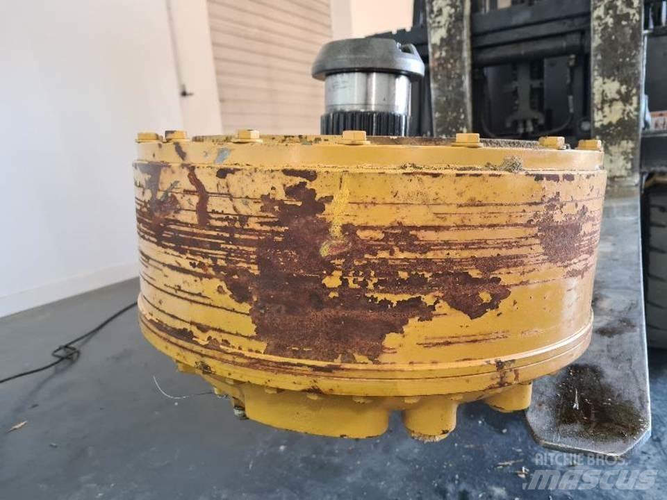 CAT 735 Transmisie