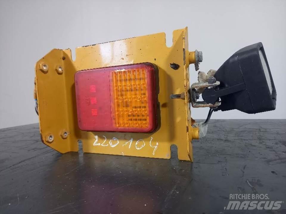 CAT 770 Cabine si interior