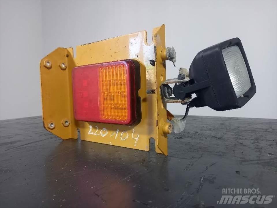CAT 770 Cabine si interior
